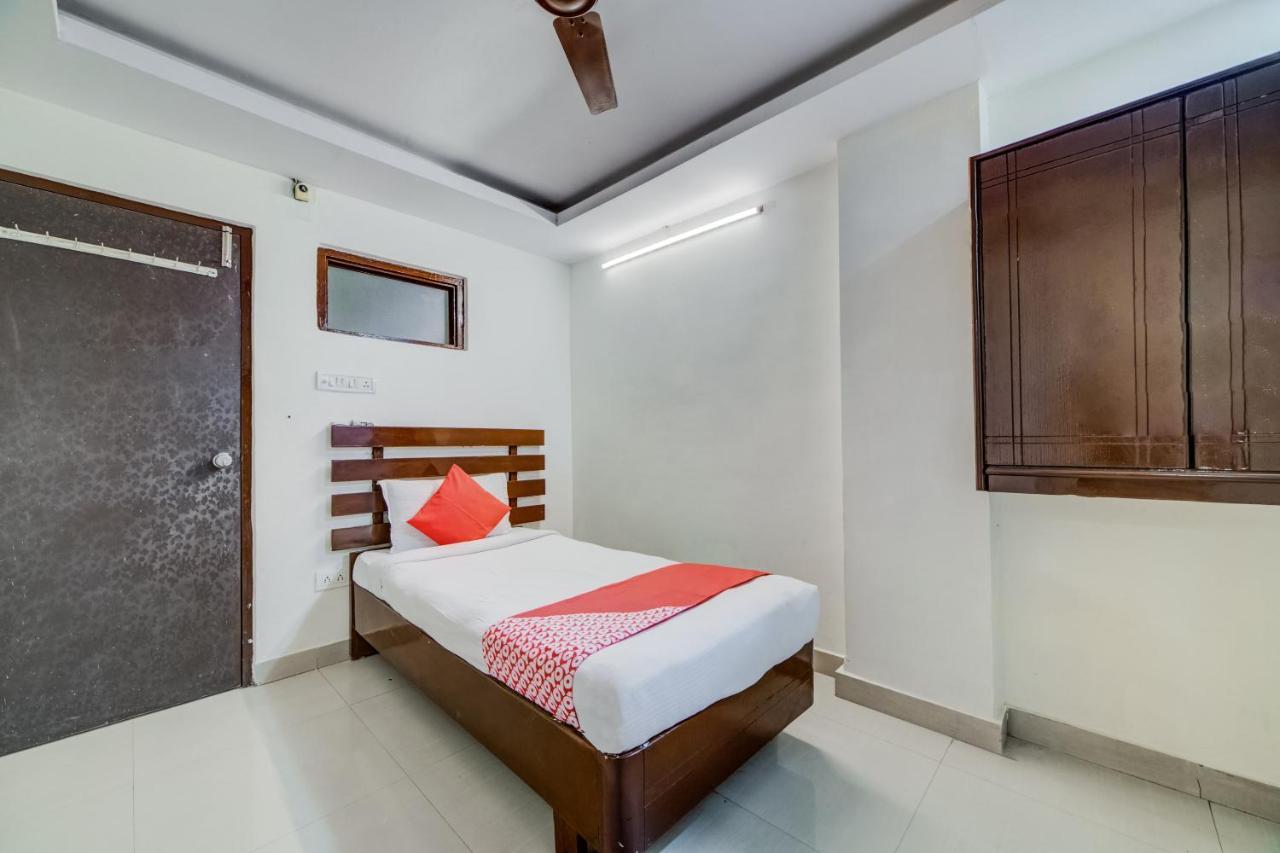 היידראבד Oyo 33504 Hotel Ananda Inn מראה חיצוני תמונה