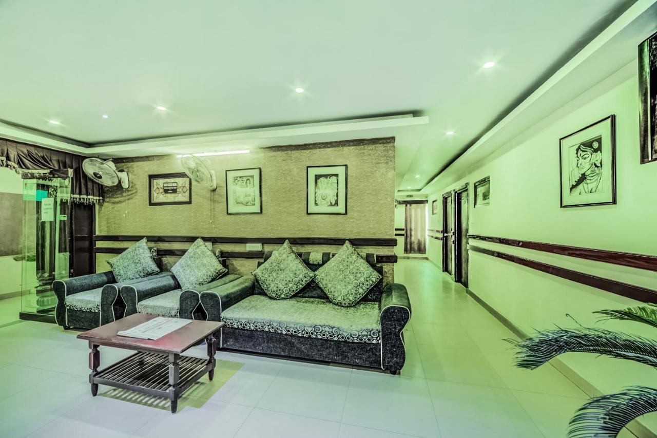 היידראבד Oyo 33504 Hotel Ananda Inn מראה חיצוני תמונה