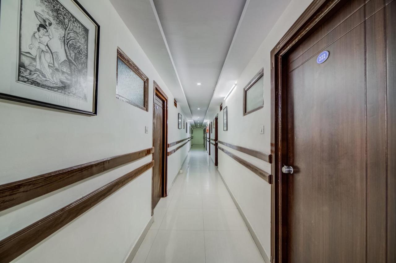 היידראבד Oyo 33504 Hotel Ananda Inn מראה חיצוני תמונה