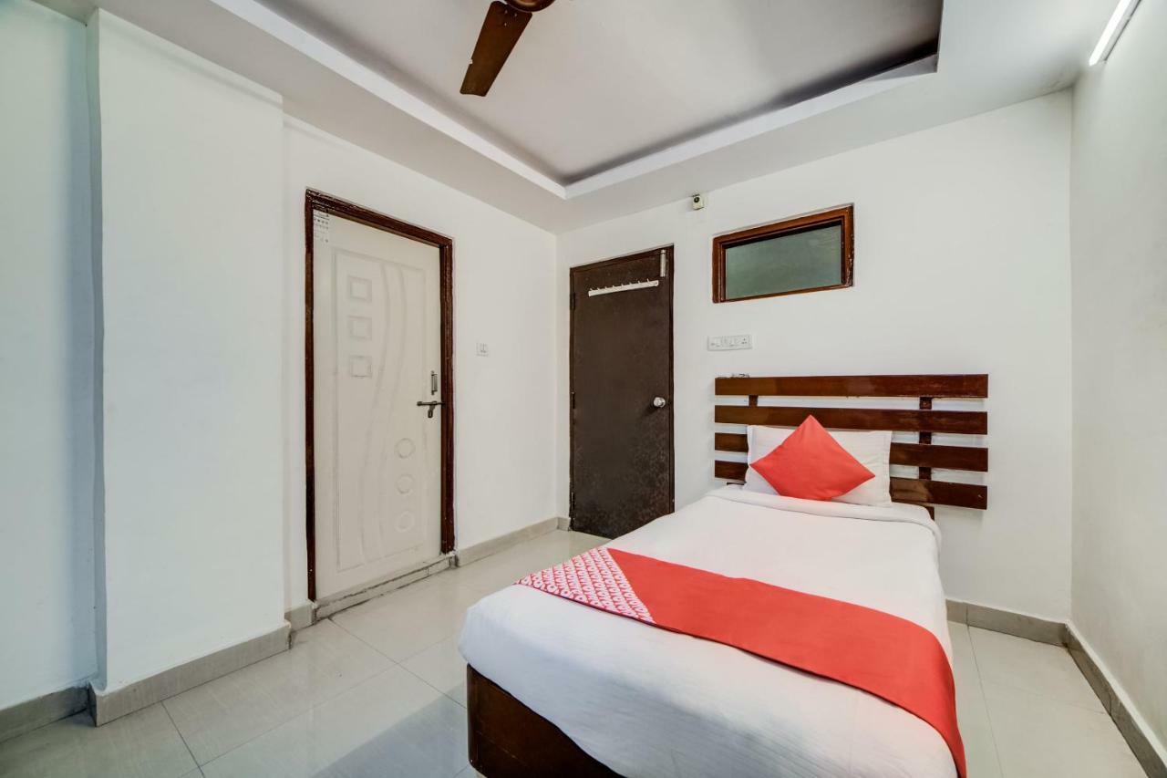 היידראבד Oyo 33504 Hotel Ananda Inn מראה חיצוני תמונה